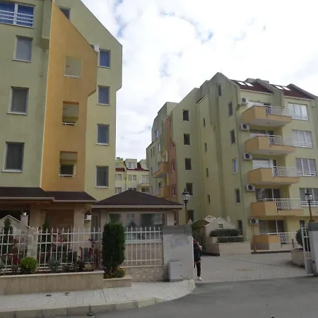 Studio Apartman Wimi شقة *